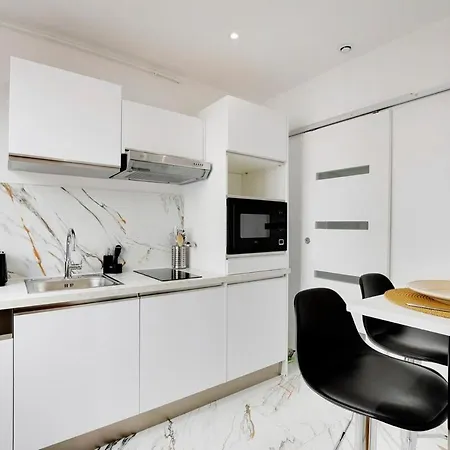 Cosy Au Parc Des Buttes Chaumont Apartment Paris Exterior photo